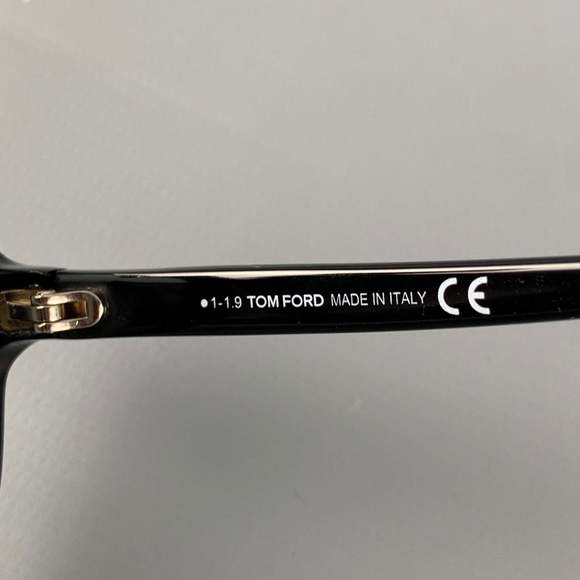 TOM FORD Black Acetate Sunglasses - Picture 5 of 8